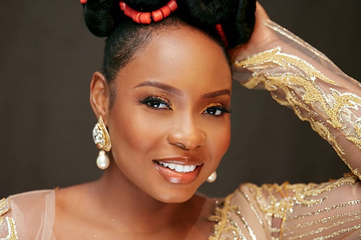 Yemi Alade La Chanteuse Envoie Un Message Tems Pour Sa Nomination