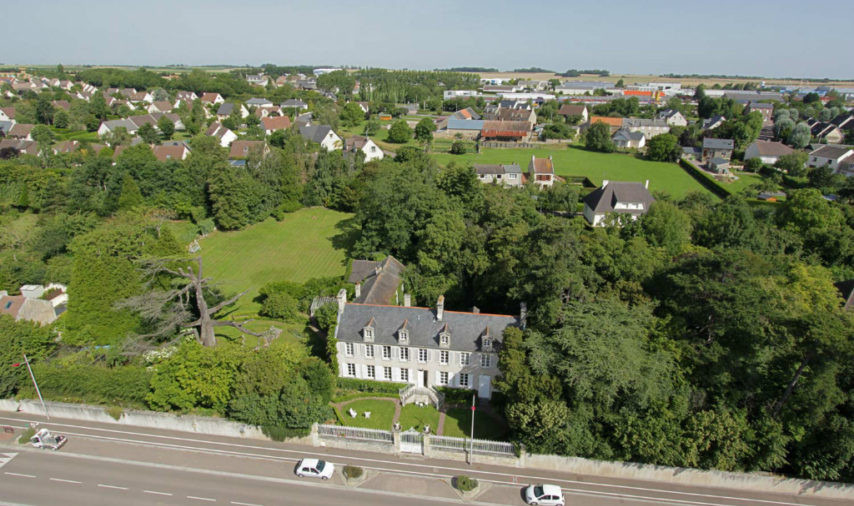 La veuve de Léopold Sédar Senghor lègue sa maison...(photos) 119702646 o - La veuve de Léopold Sédar Senghor lègue sa maison...(photos)
