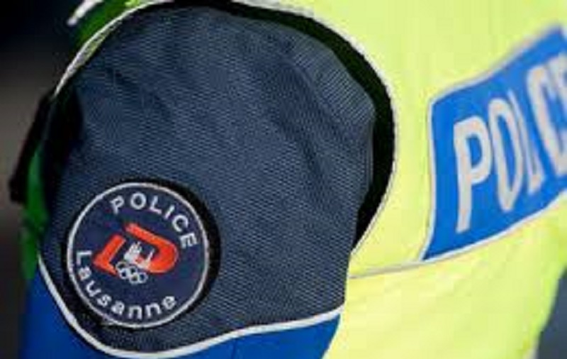 2-faux-bandits-tournent-un-clip-et-sement-la-panique