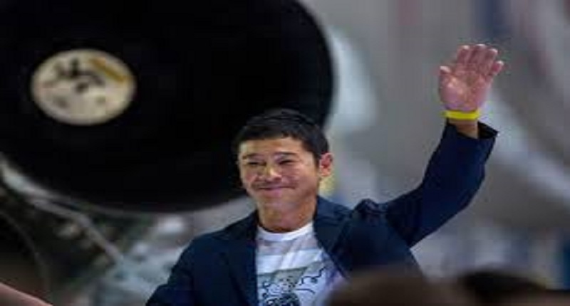 20-000-femmes-repondent-a-lappel-a-candidature-dun-Japonais-milliardaire-pour-un-voyage-sur-la-lune