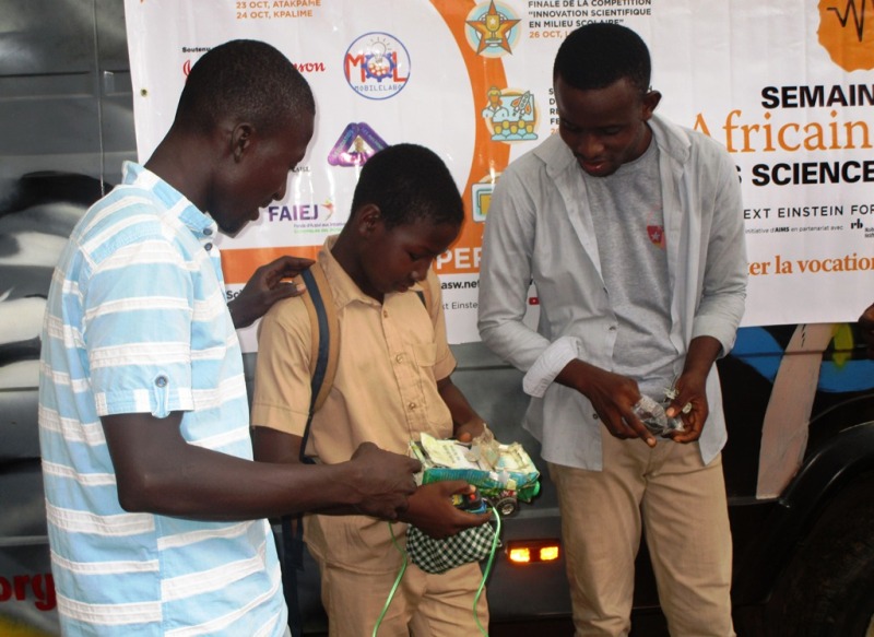 Terminale A4, Lycée de Kpodji, Kpalime, Bruno Kataba, Ecoteclab, Semaine africaine des sciences et technologies, Togo, Logiciel Scratch, Lycée de Nassable, Dapaong, Herbert Sodatonou, Bodjona Patient, Aglago Dodzi