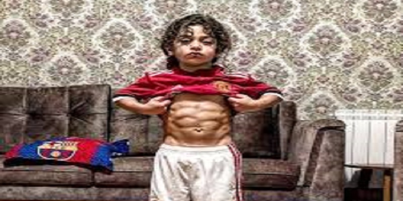 A-6-ans-ce-garcon-a-deja-une-forme-dathlete