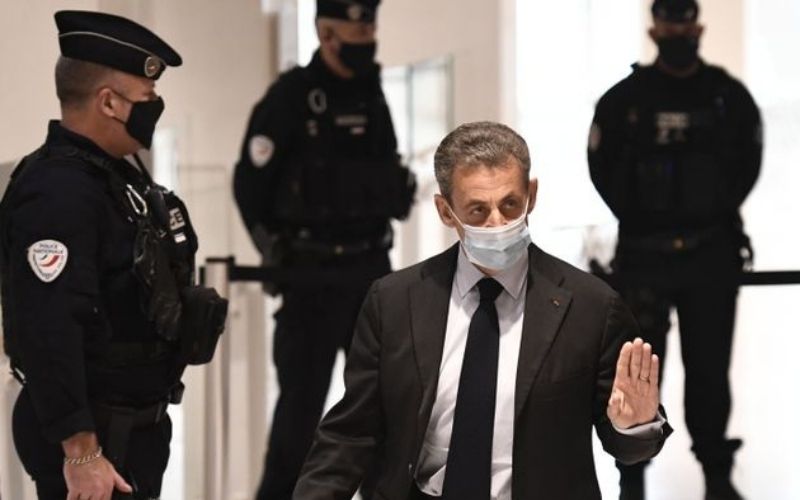 Affaire-des-ecoutes-Je-ne-reconnais-aucune-de-ces-infamies-peste-Sarkozy