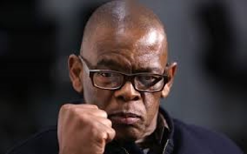 Afrique-du-Sud-un-mandat-darret-lance-contre-le-secretaire-general-de-lANC