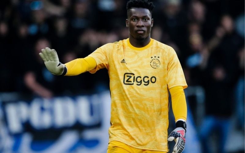 Ajax-Andre-Onana-le-gardien-camerounais-suspendu-par-lUEFA