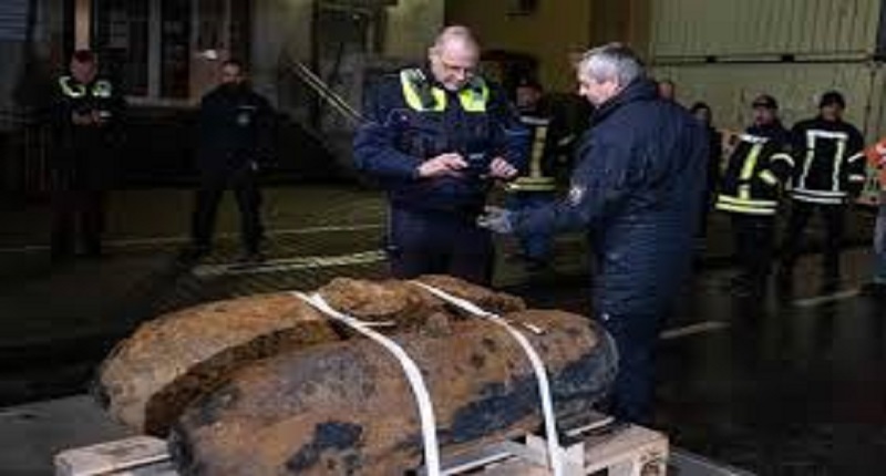Allemagne-2-bombes-de-la-seconde-guerre-mondiale-desamorcees