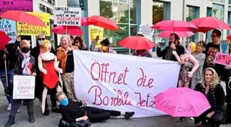 Allemagne-des-prostituees-manifestent-pour-la-reouverture-des-maisons-closes