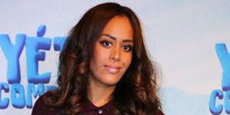 Amel-Bent-la-chanteuse-revele-son-impressionnante-perte-de-poids-pendant-le-confinement