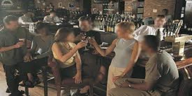 Angleterre-l-ambiance-dans-la-nuit-devient-incontrolable-apres-la-reouverture-des-bars
