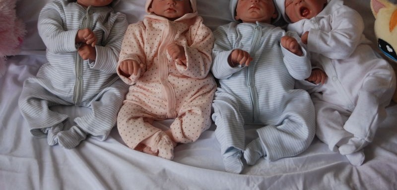 Apres-2-fausses-couches-une-Marocaine-donne-naissance-a-des-quadruples-video