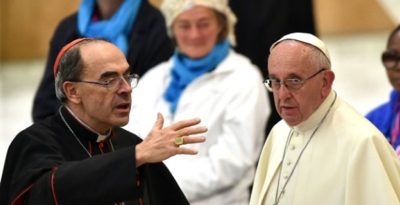 Apres-sa-condamnation-le-cardinal-Philippe-Barbarin-recu-par-le-Pape-Francois-lundi