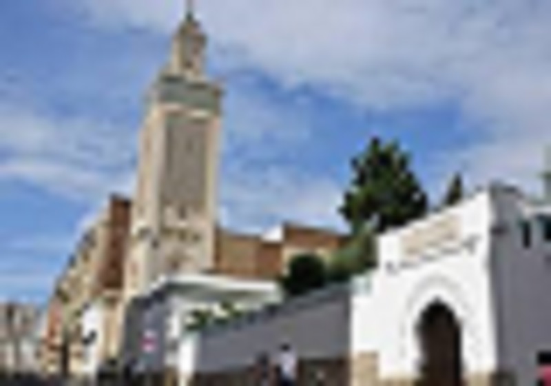 Assassinat-de-Samuel-Paty-vers-la-fermeture-dune-mosquee