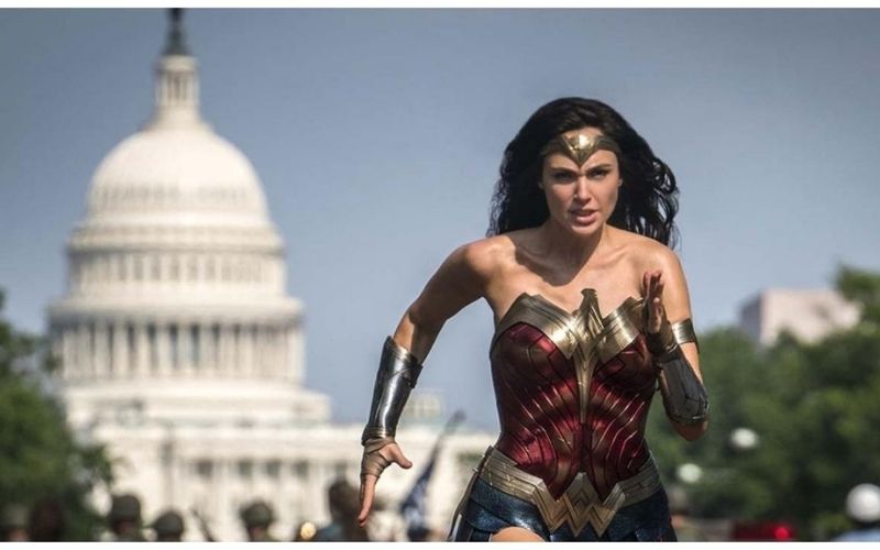 Audace-la-Warner-a-propose-Wonder-Woman-1984-dans-toutes-les-categories-aux-Oscars
