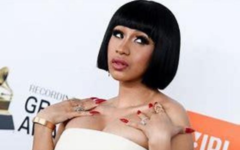 Avec-WAP-tube-le-plus-ose-de-lete-Cardi-B-fait-polemique