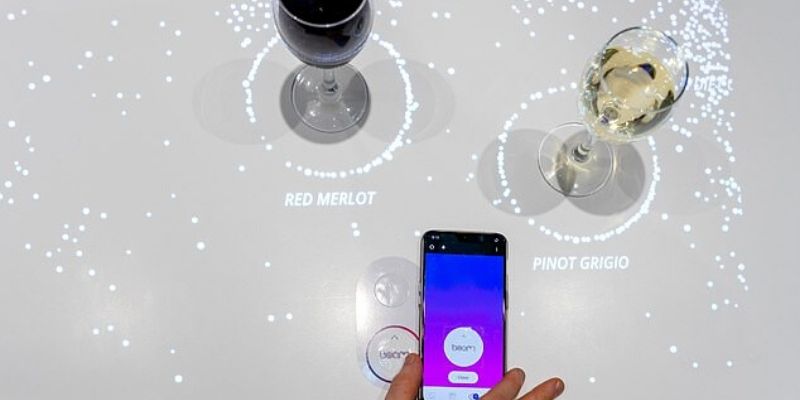 BEAM-une-application-vous-permettant-de-communiquer-avec-votre-boisson-au-bar