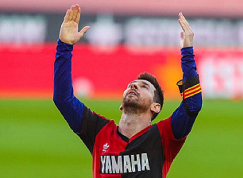 Barca-Lionel-Messi-rend-hommage-a-Maradona-avec-un-but