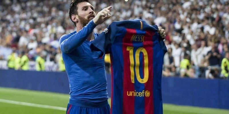 Barca-le-numero-10-de-Messi-retire-de-force-avant-sa-retraite