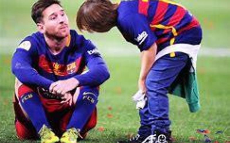 Barcelone-Messi-Mateo-Cest-un-batard