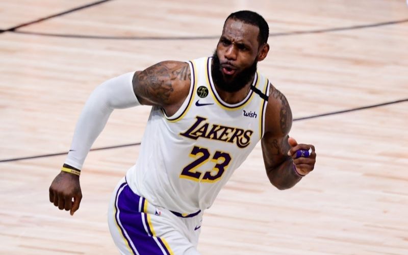 Basket-–-NBA-Le-message-fort-de-LeBron-James-apres-le-sacre-des-Lakers