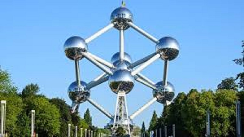 Belgique-lAtomium-symbole-du-tourisme-fragilise-par-le-coronavirus
