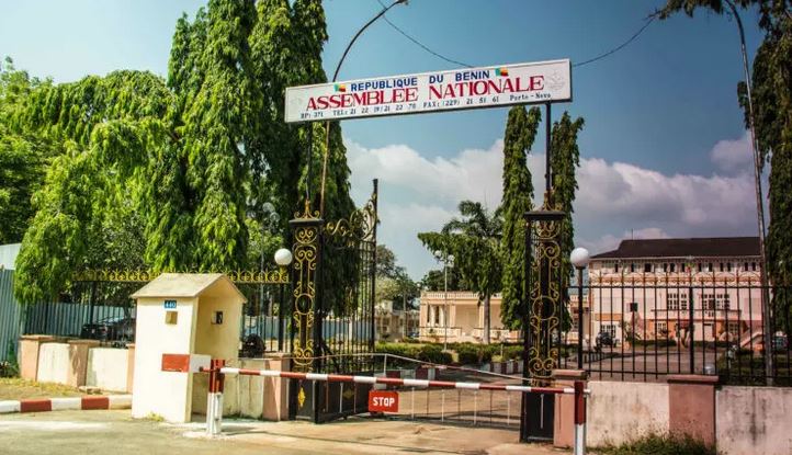 Benin-la-prise-en-consideration-de-la-loi-portant-revision-constitutionnelle-adoptee-ce-jeudi