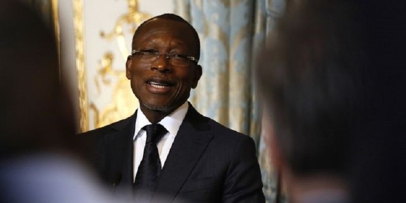 Benin-lhomme-qui-murmure-a-loreille-du-president-Patrice-Talon