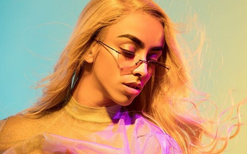 Bilal-Hassani-fait-sensation-avec-ce-total-look-blanc-photo