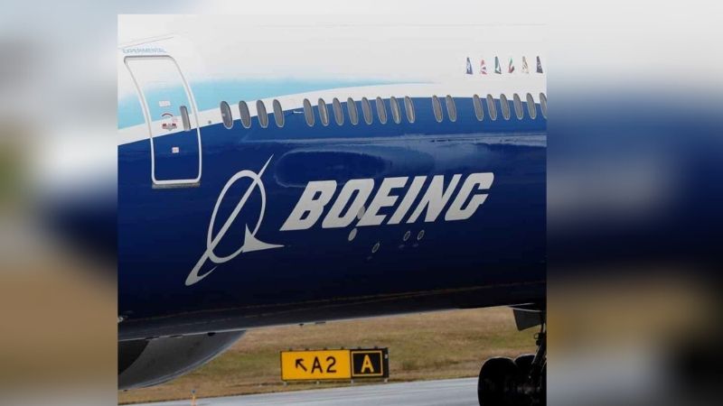 Boeing la décision de la compagnie après un incident sur un 777 au Colorado