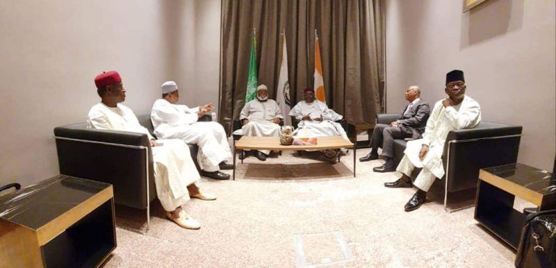 Boni-Yayi-recu-par-Mohamadou-Issifou-e1574258877366