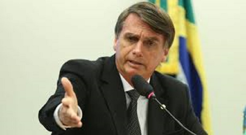 Bresil-le-president-Bolsonaro-propose-de-faire-caca-un-jour-sur-deux…les-raisons