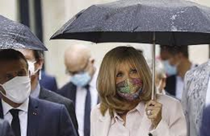 Brigitte-Macron-dou-vient-son-masque-a-la-valeur-inestimable