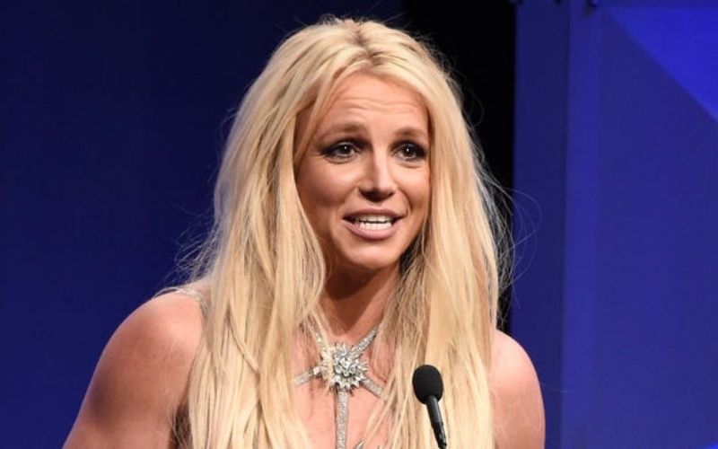 Britney-Spears-elle-refuse-de-remonter-sur-scene-apres-avoir-perdu-son-proces