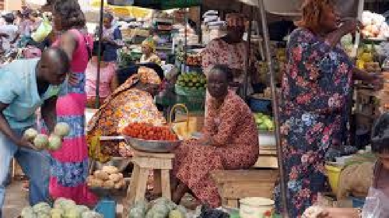 Burkina-des-commercants-manifestent-contre-une-eventuelle-reconduction-de-leur-ministre-de-tutelle