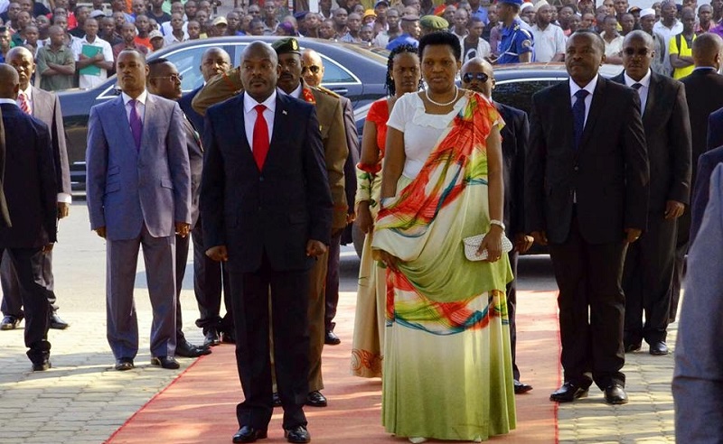 Burundi-contaminee-par-le-coronavirus-lepouse-de-Nkurunziza-evacuee-au-Kenya