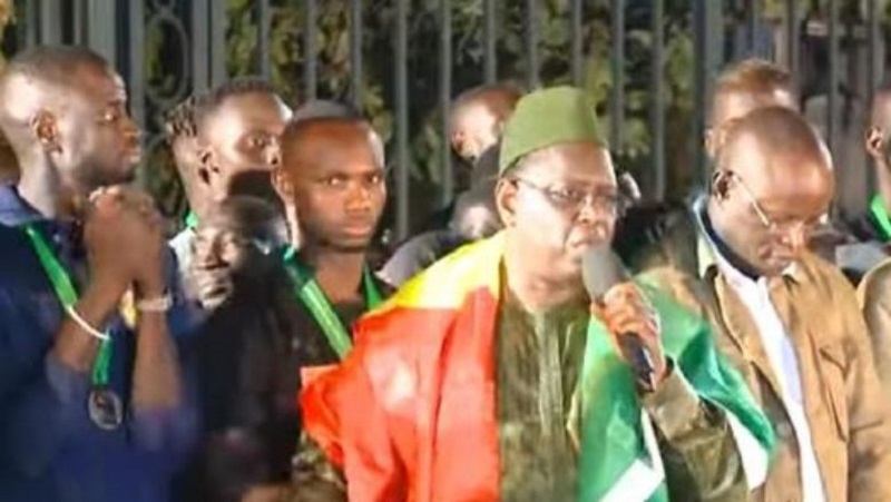 CAN-2019-Macky-Sall-offre-une-prime-speciale-aux-joueurs
