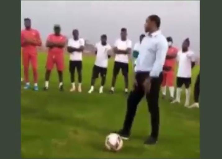 CHAN-2021-Samuel-Etoo-motive-encore-les-Lions-indomptables-locaux
