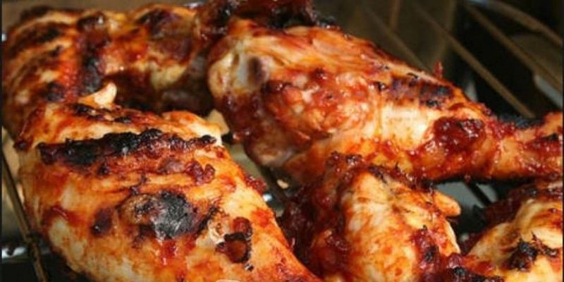 CI-Les-vendeurs-de-poulets-braisés-en-grève-OK