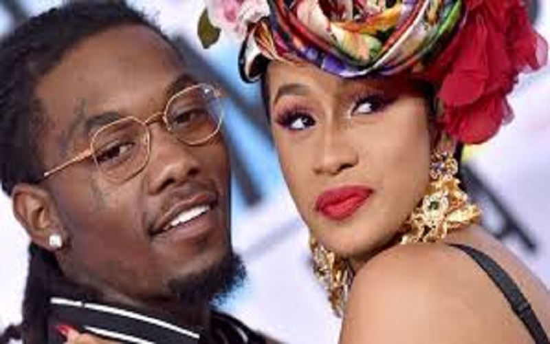 Cardi-B-enflamme-la-toile-avec-une-nouvelle-video-Tik-Tok-torride-avec-Offset