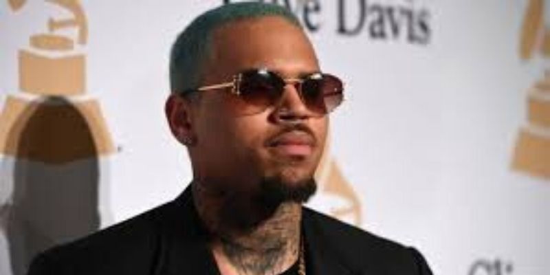 Chris-Brown-rend-hommage-a-Kobe-Bryant-et-sa-fille-Gigi