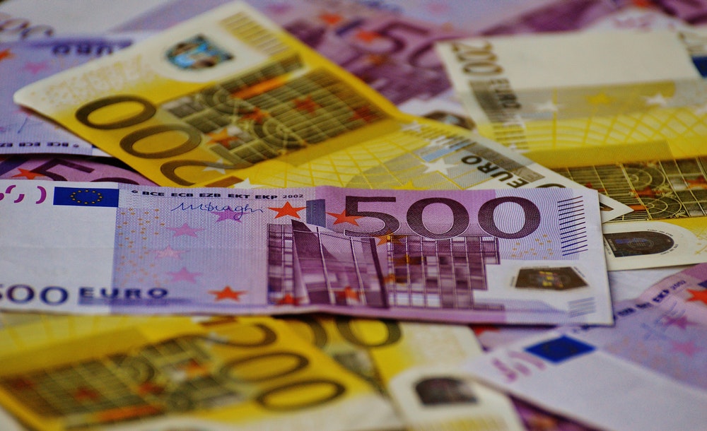 Clap-de-fin-pour-les-billets-de-500-euros