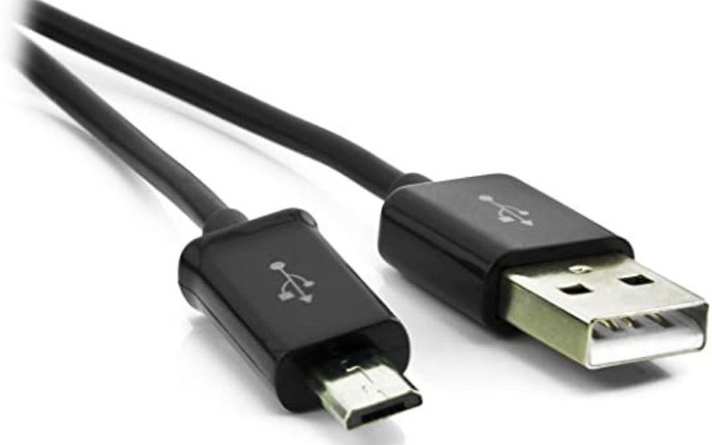 Colerique-il-assene-plusieurs-coups-de-cable-de-chargeur-a-sa-femme-enceinte