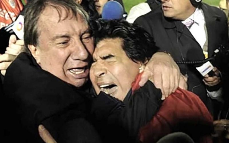Comment-Carlos-Bilardo-va-etre-informe-de-la-mort-de-son-fils-Diego-Maradona