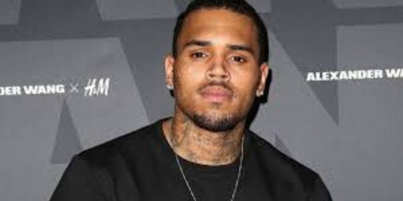 Coronavirus-Chris-Brown-fait-fuiter-de-supposees-informations-du-Pentagone