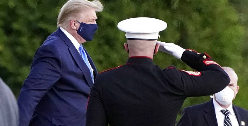 Coronavirus-Donald-Trump-tacle-encore-lOMS