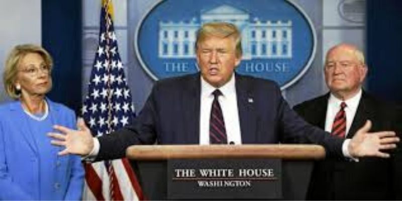 Coronavirus-Etats-Unis-Donald-Trump-renonce-a-placer-New-York-en-quarantaine