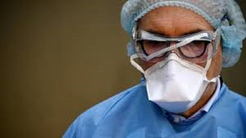 Coronavirus-ce-medecin-refuse-les-patients-masques-la-raison