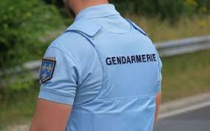 Coronavirus-un-homme-ecope-de-6-mois-de-prison-pour-avoir-crache-sur-des-gendarmes-en-disant-etre-infecte