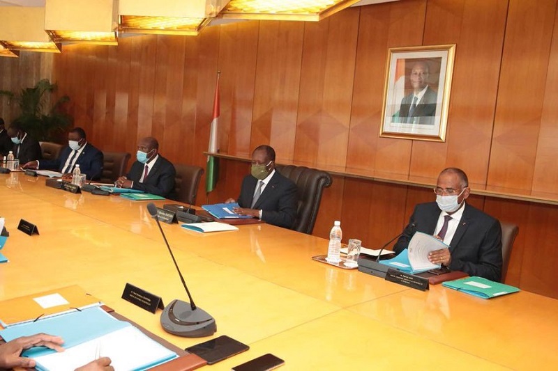 Cote-dIvoire-Covid-19-Alassane-Ouattara-annonce-un-soutien-financier-a-plus-de-20-000-travailleurs-licencies