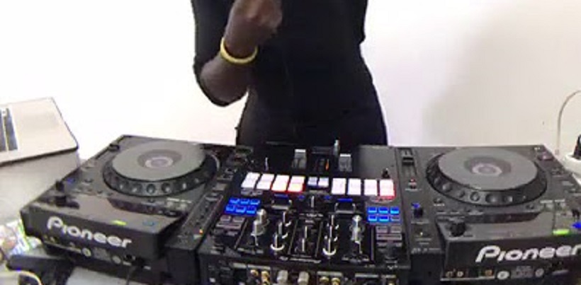 Cote-dIvoire-Un-DJ-tue-a-coups-de-pilon-par-sa-grande-soeur