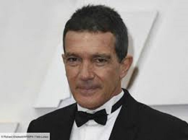 Covid-19-Antonio-Banderas-la-celebration-dun-evenement-heureux-gachee